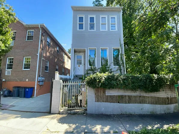 1450 Oakley St, Bronx, NY 10469