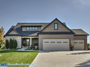 6850 S Ridge Dr, Lincoln, NE 68512