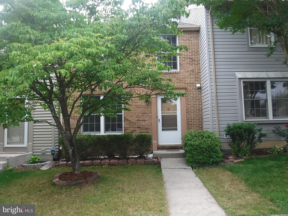 1st image of 8457 Aurora Ct