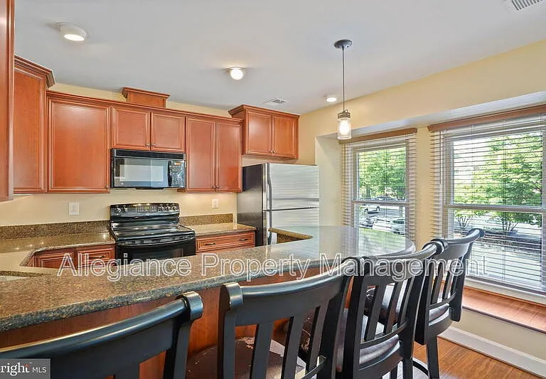 3915 Green Look Ct — Photo 7