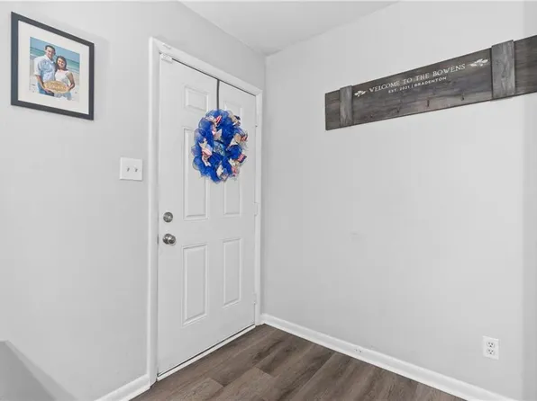 3965 Old Farm Rd, Portsmouth, VA 23703