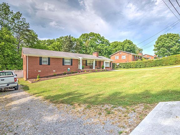 2nd image of 521 Woodland Dr