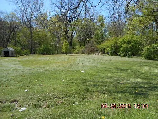 74 Betz Rd photo 1
