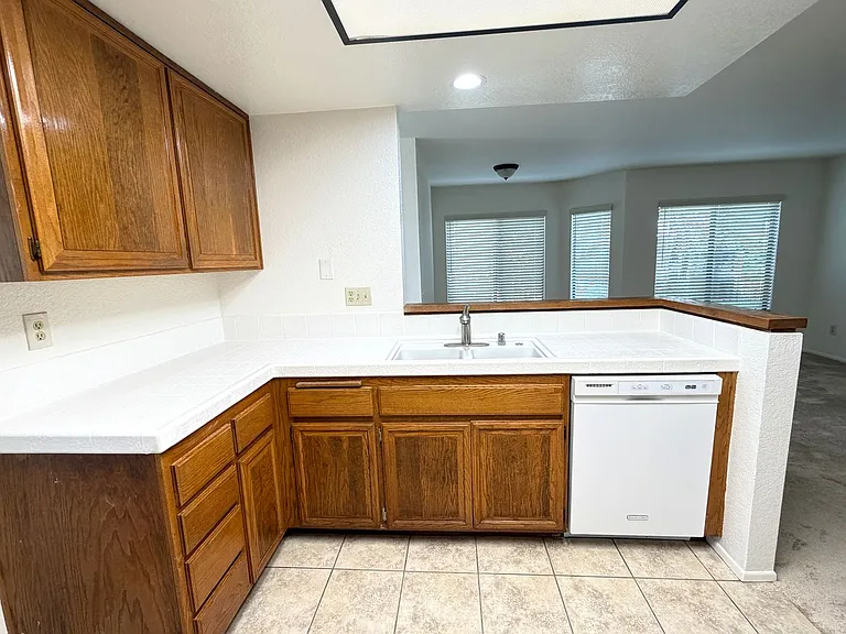 2060 Coolngreen Ln — Photo 6