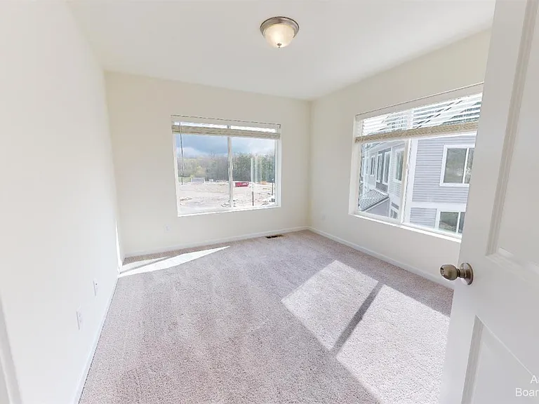 2725 Bristol Ridge Dr — Photo 17