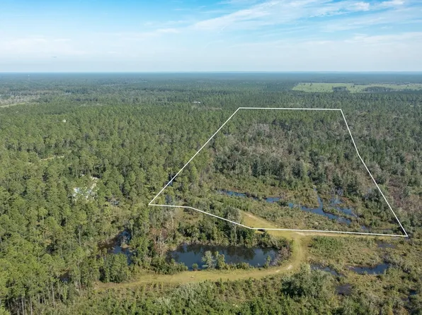 9 Rock Crusher Rd, Crawfordville, FL 32327