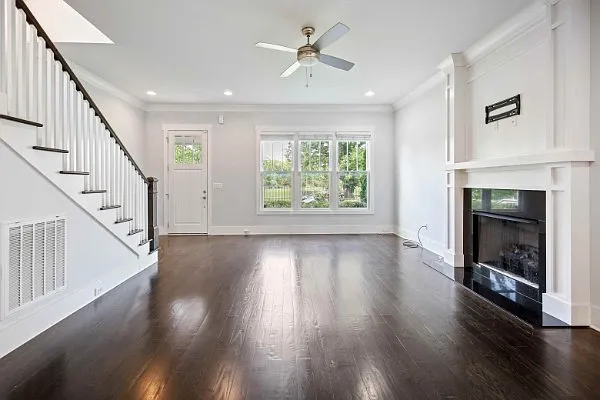 1413 14th Ave S — Photo 16