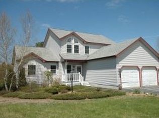 1007 Stone Bridge Rd, Milton, VT 05468