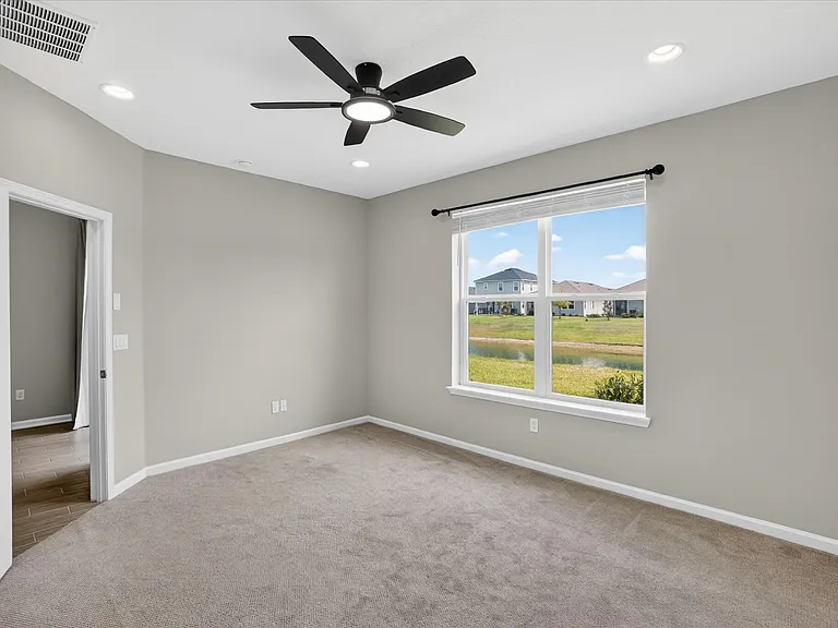 698 Cherry Elm Dr — Photo 12