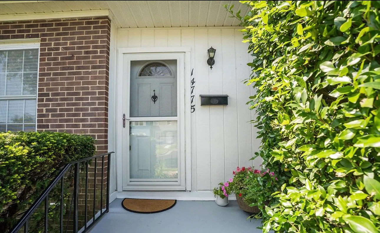 3 bed, 1838 sqft, $2,600 — Photo 2