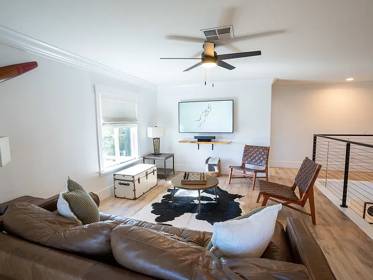 33896 Calafia St — Photo 19
