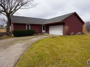 1531 SW Cheyenne Hills Rd, Topeka, KS 66604