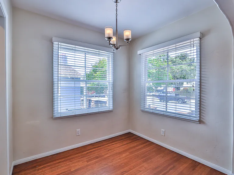 2015 J St — Photo 7