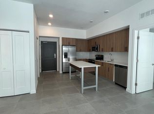 90 SW 8th Ave #267, Dania, FL 33004