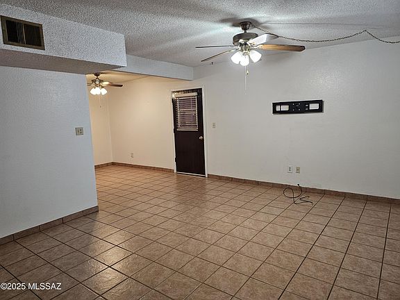 4th image of 2337 N Calle Santa Ana