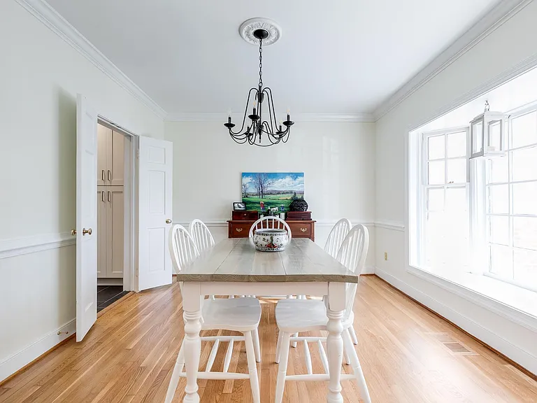 300 N Ridge Rd #34 — Photo 2
