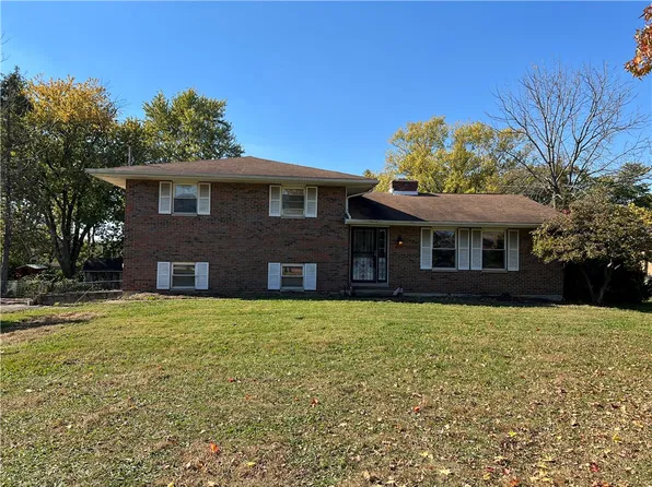 1215 S Heincke Rd, Miamisburg, OH 45342