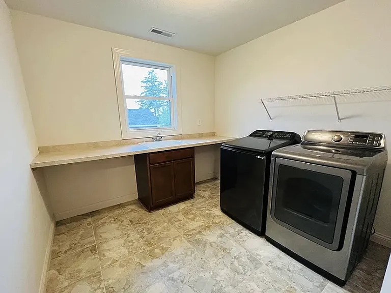 16499 Beverly Dr — Photo 25
