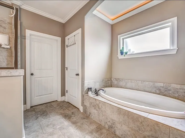 173 Littleton Way — Photo 8