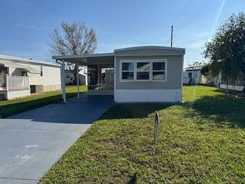 1st image of 214 Leisure Dr