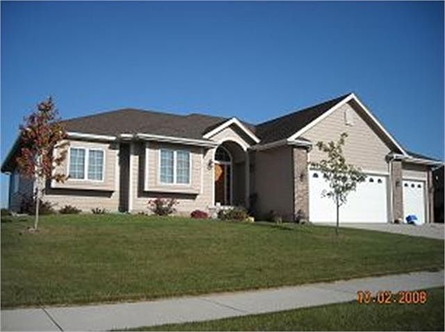 1st image of 1025 Veterans Memorial Dr