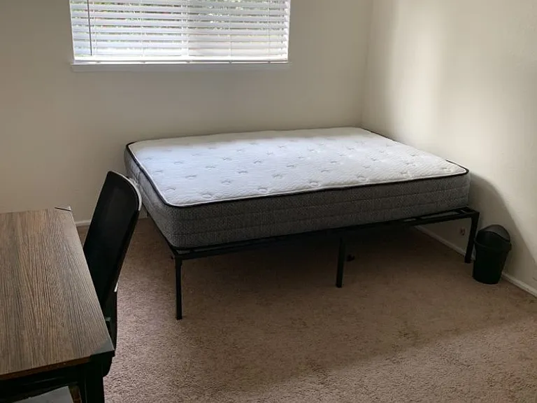 405 Jardin Pl — Photo 9