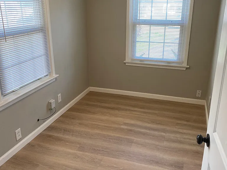 10657 Saint Veronica Ct — Photo 14