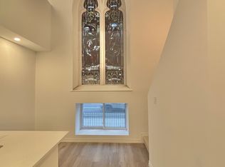 16 W Avenue South Ave #108, Hamilton, ON L8N 2S1