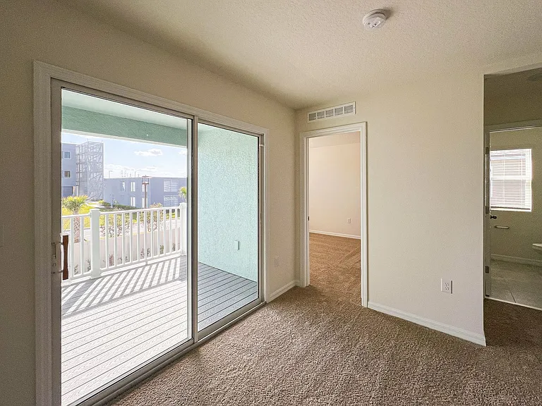 10227 Highline Crest St — Photo 16