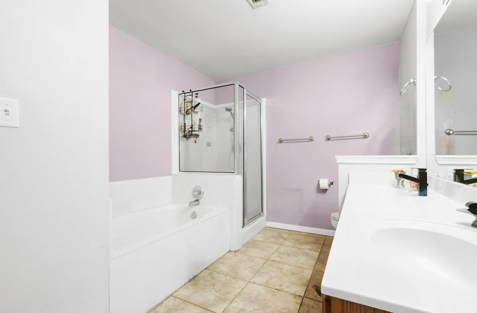 3 bed, 1572 sqft, $800 — Photo 1