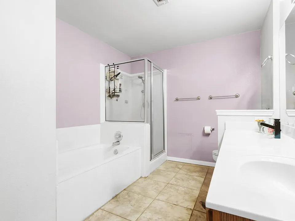 3822 Westfield Dr