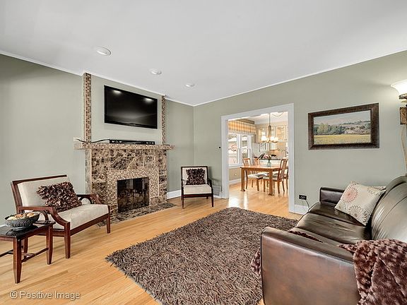 2nd image of 78 Malden Ave