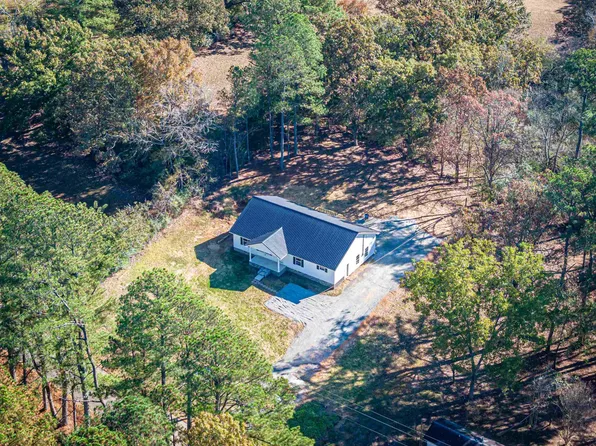 414 Davis Mills Rd, Parsons, TN 38363