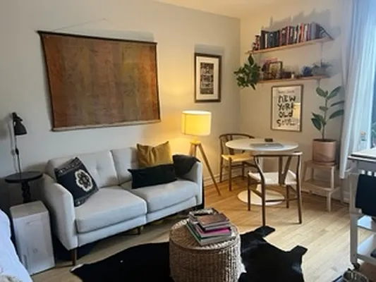 Rented by Garfield Realty  | media 7