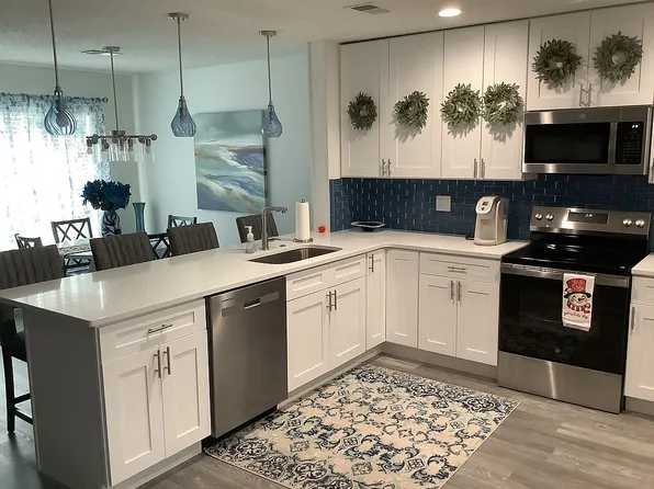 537 Uniola Dr, Myrtle Beach, SC 29579