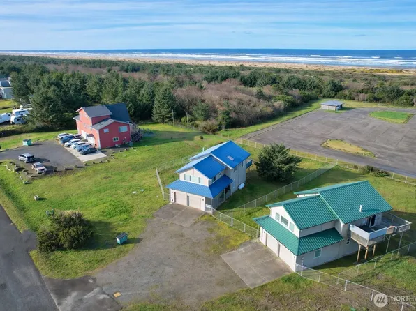 16 Ocean Boulevard, Ocean City, WA 98569