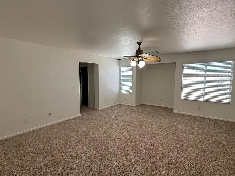 10590 Medicine Bow St — Photo 4