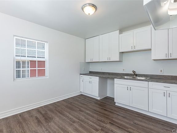 3rd image of 4117 W 166th St #1