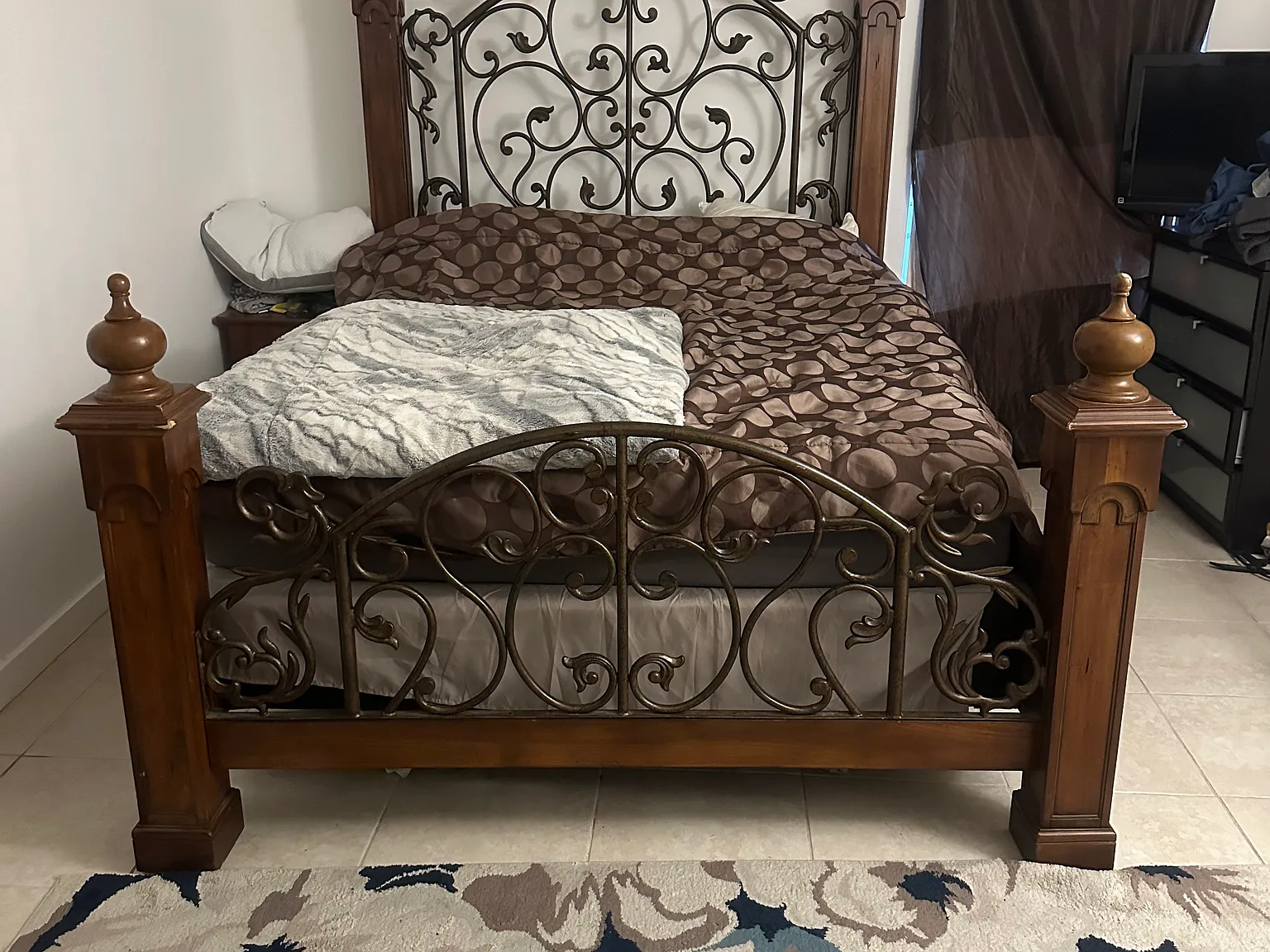 2 bed, 1019 sqft, $2,300 — Photo 4