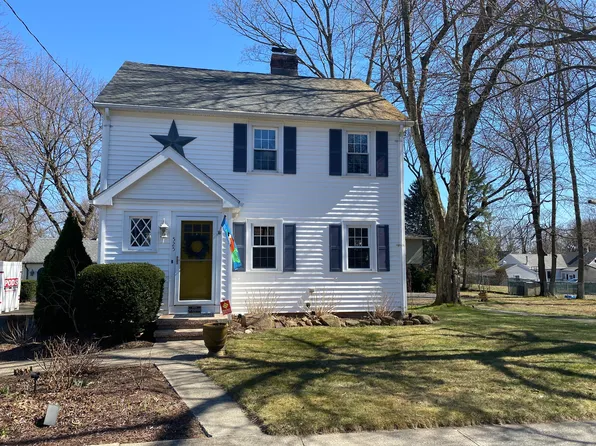 525 Hartford Turnpike, Hamden, CT 06517