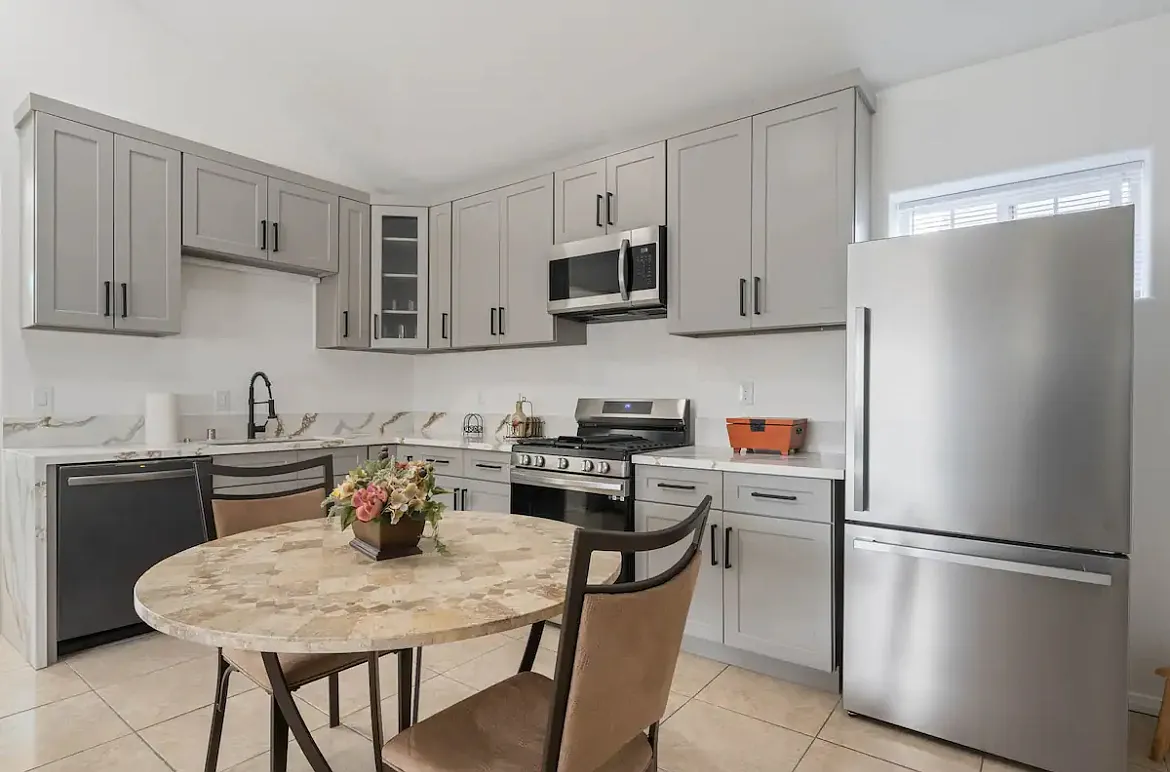 1 bed, 740 sqft, $2,500 — Photo 4