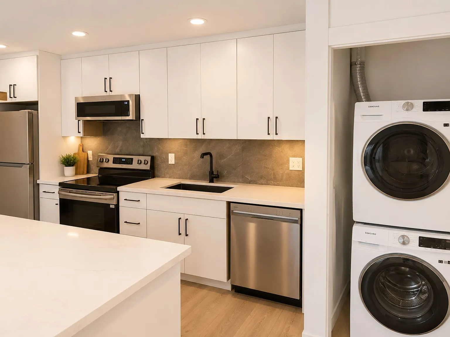 2 bed, 950 sqft, $2,300 — Photo 2