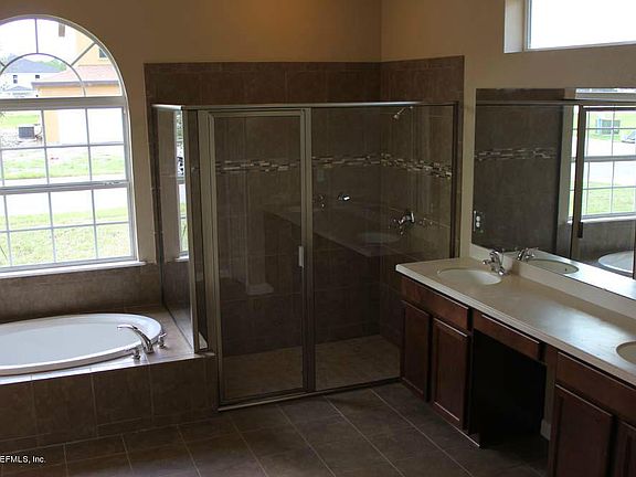 5th image of 489 Cranbrook Ct