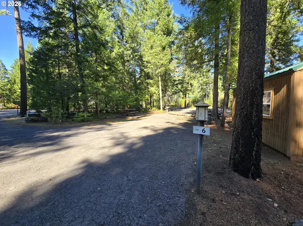 54432 McKenzie Hwy #6, Blue River, OR 97413