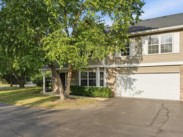 13920 S Cambridge Cir, Plainfield, IL 60544