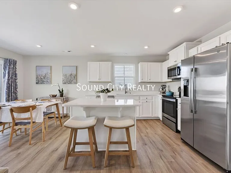 2648 Thornton Grove Blvd — Photo 12