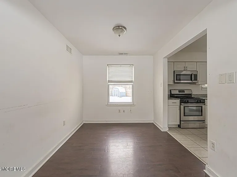 401 S Ash Ave — Photo 20