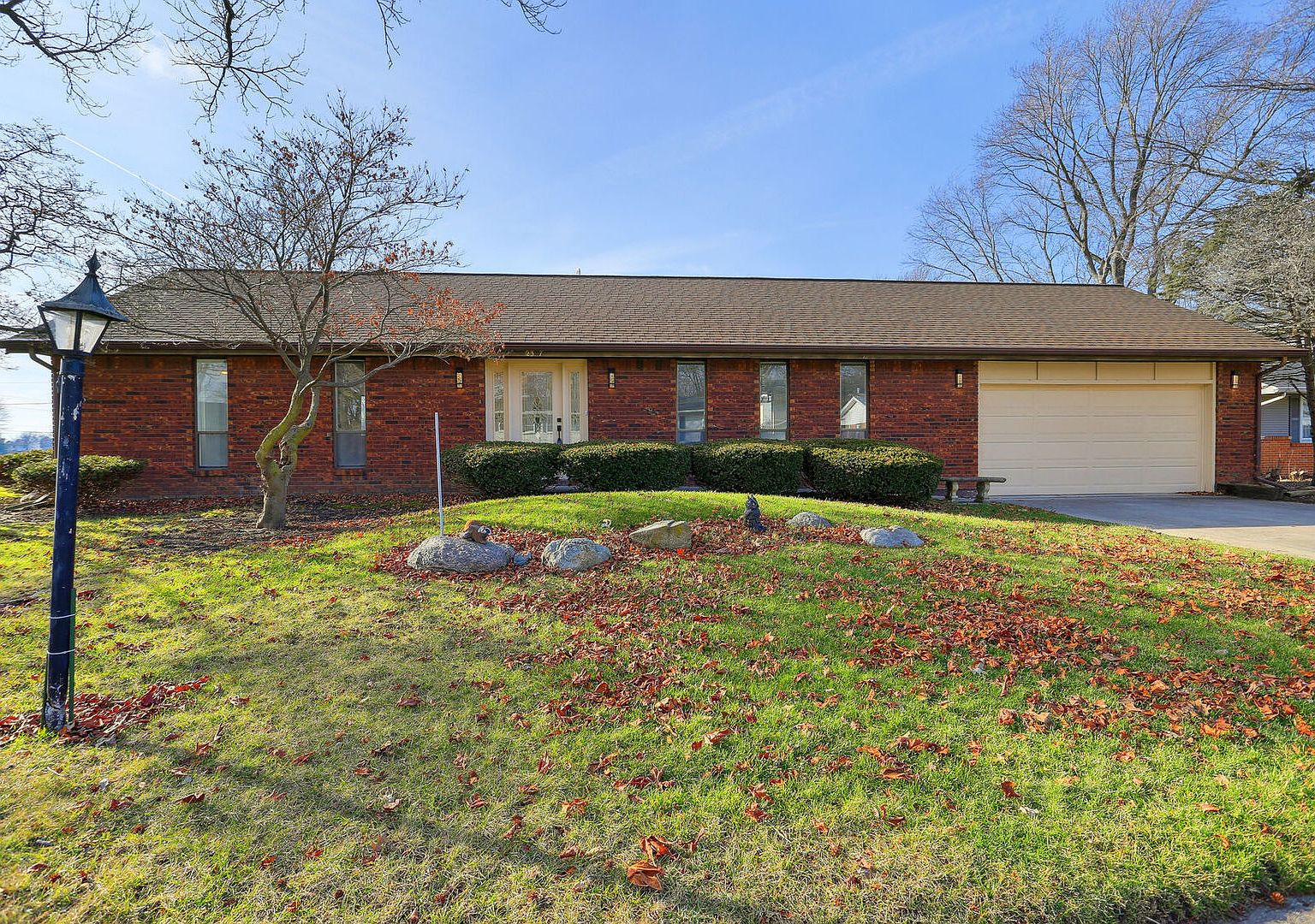 2317 Brookshire Dr E, Champaign, IL 61821 Zillow