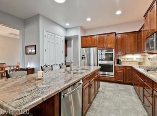 8224 Broad Peak Dr, Las Vegas, NV 89131