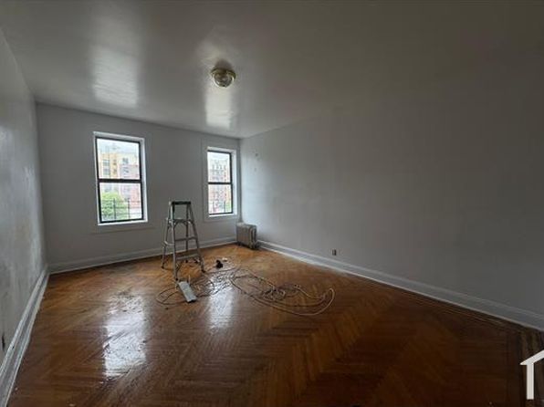 1738 Univ Ave #4K